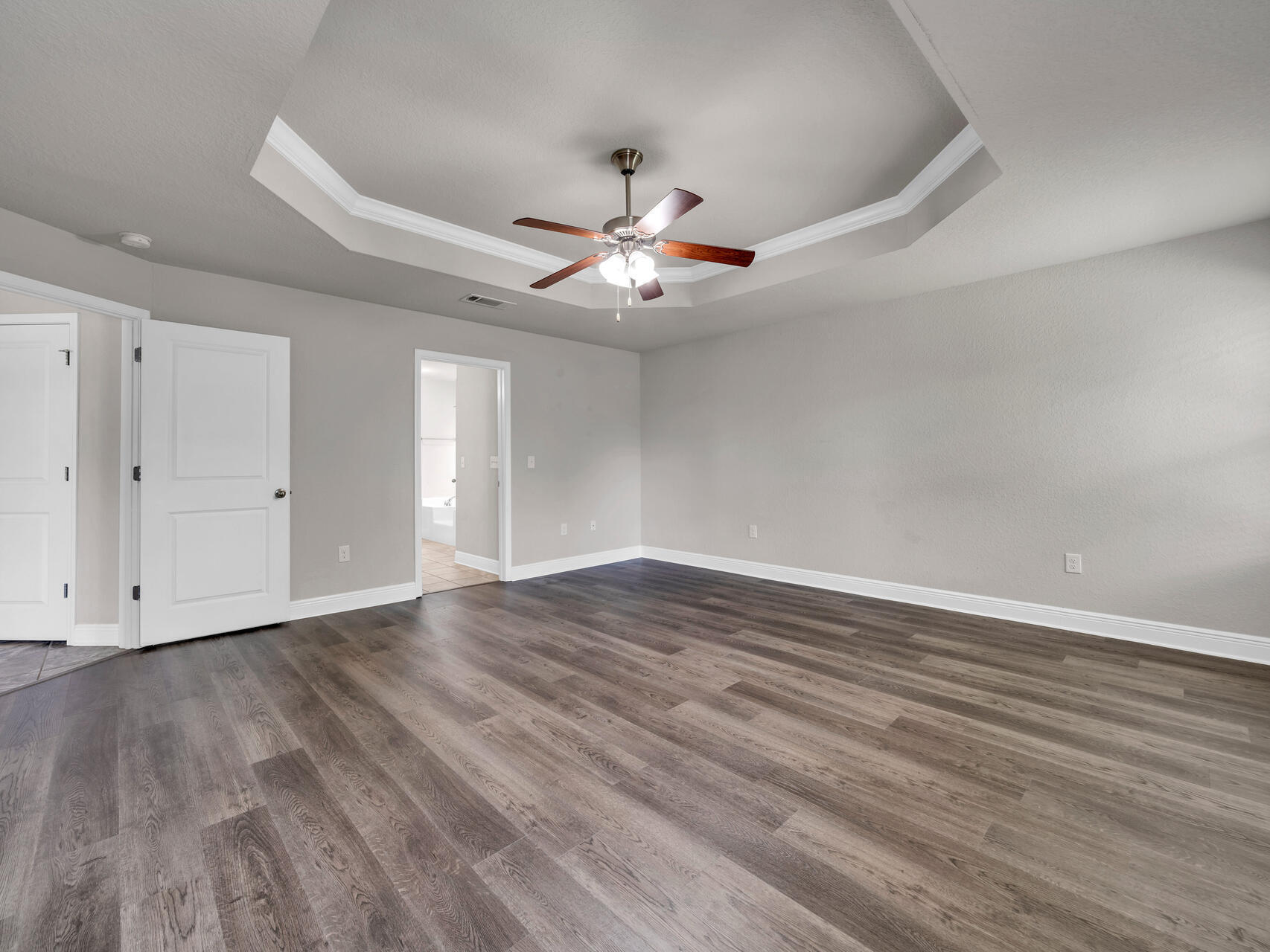 FOX VALLEY - Residential