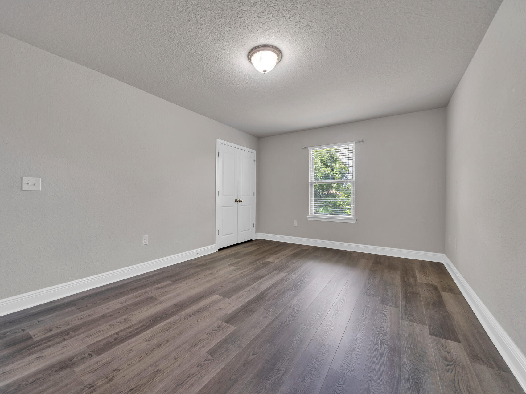 FOX VALLEY - Residential