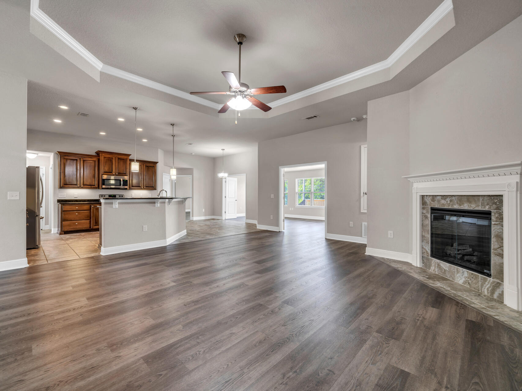 FOX VALLEY - Residential