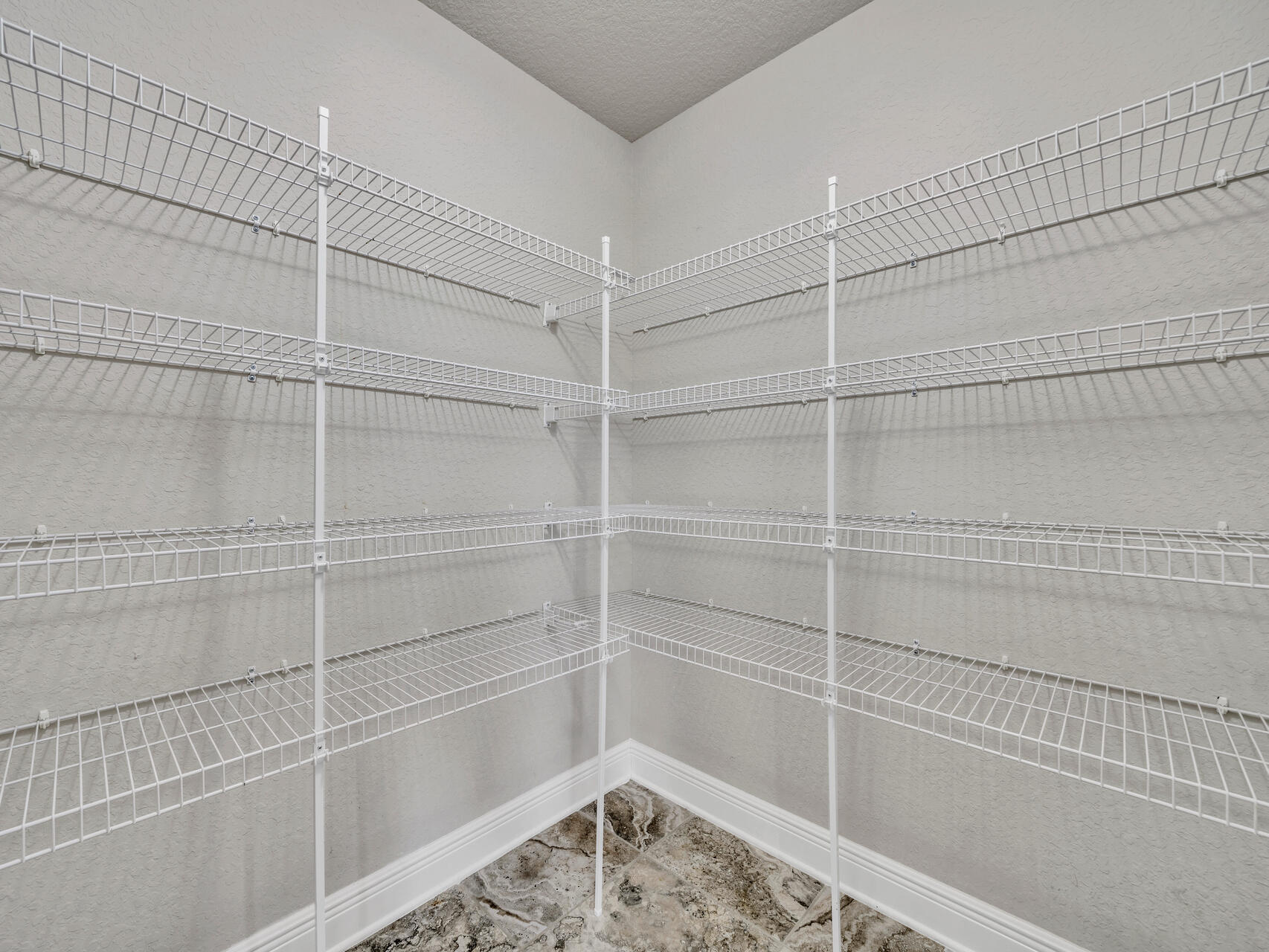 FOX VALLEY - Residential