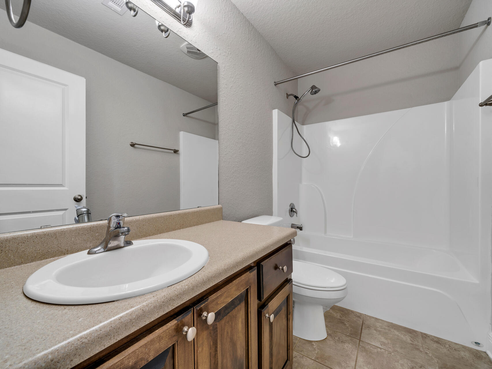 FOX VALLEY - Residential