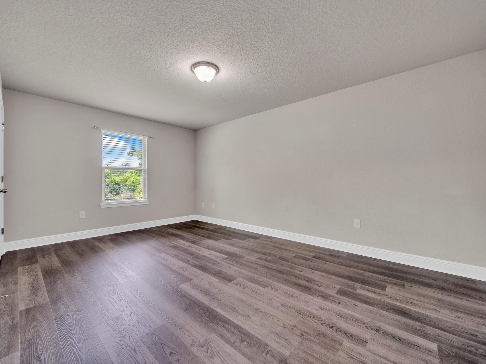 FOX VALLEY - Residential