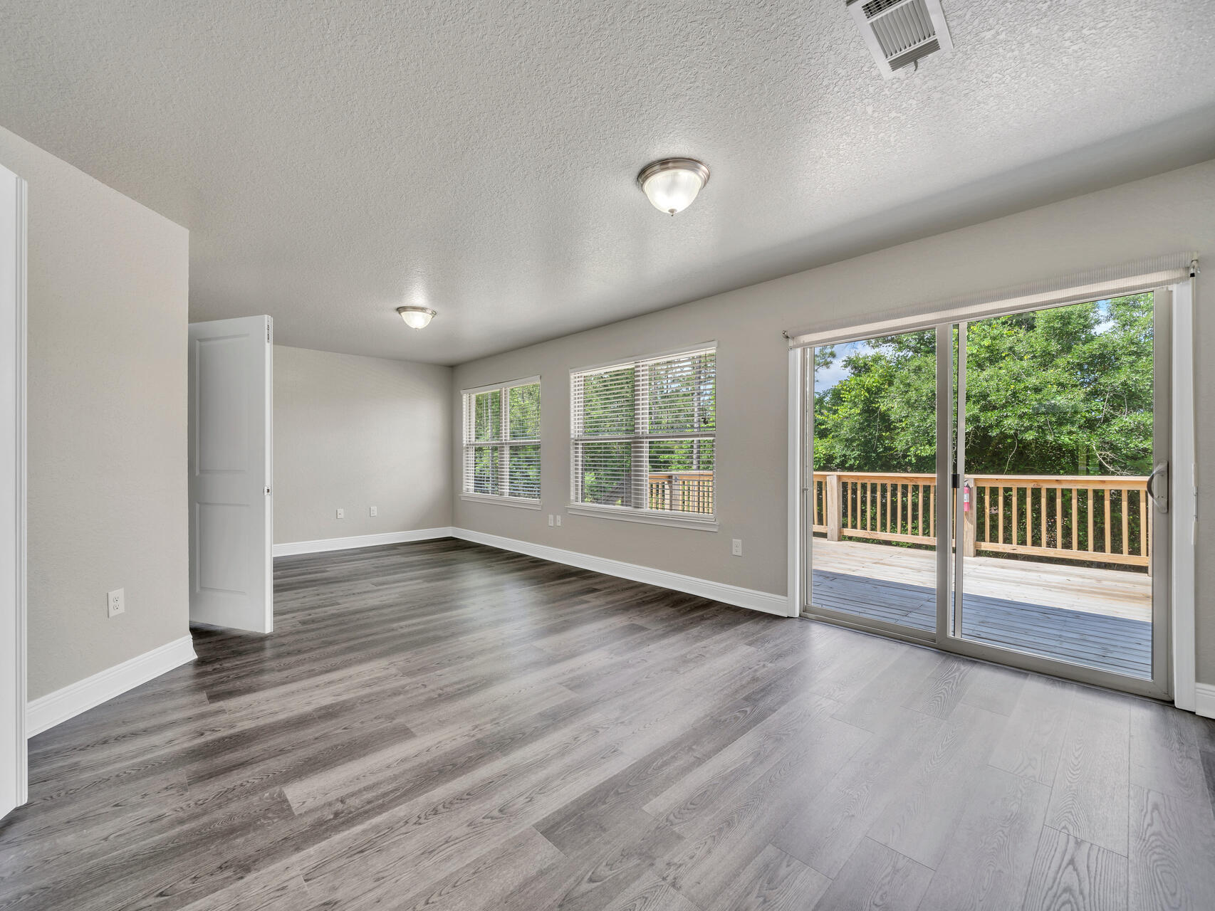 FOX VALLEY - Residential