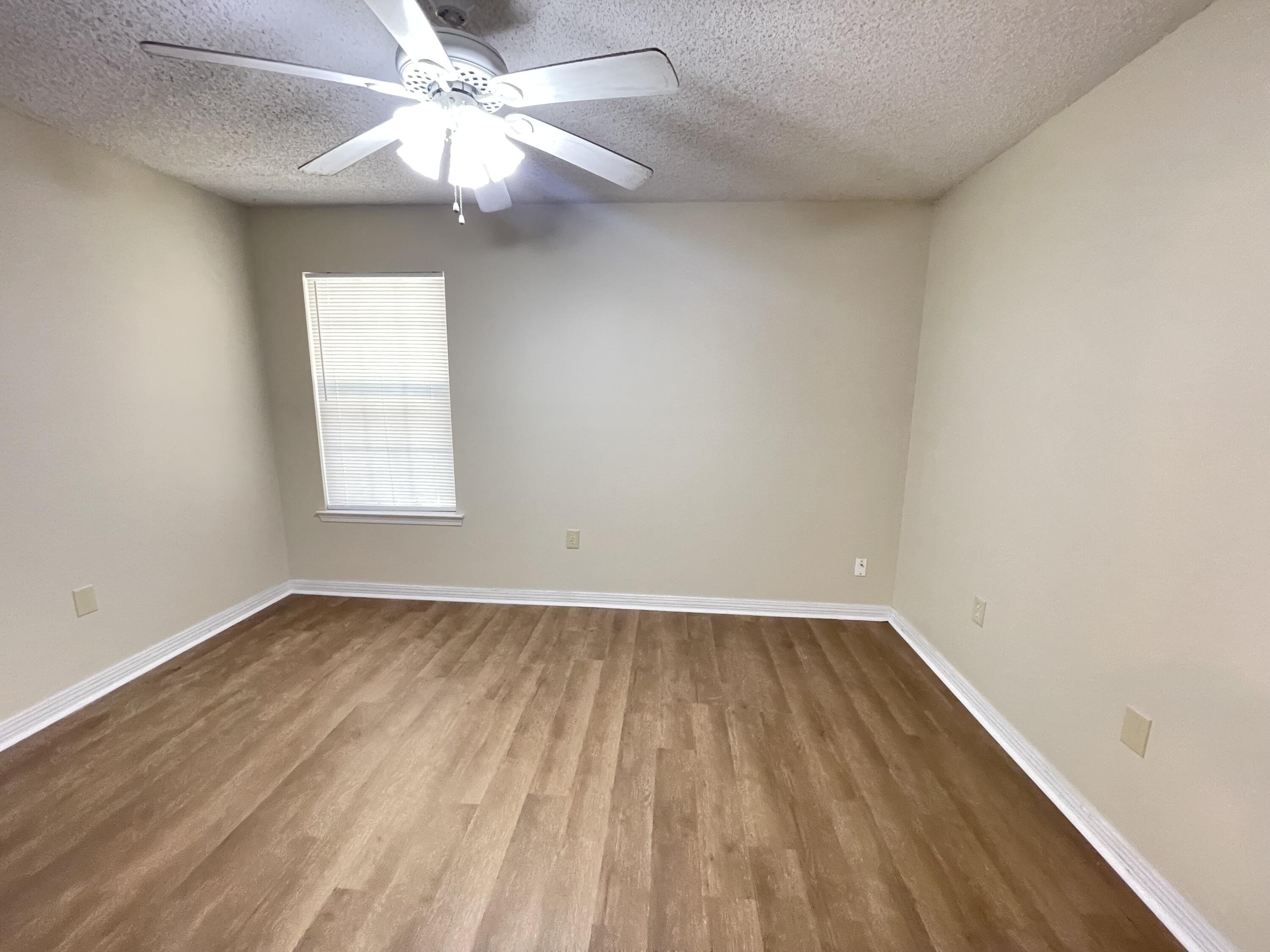 TEXLOLA TOWNHOMES - Residential Lease