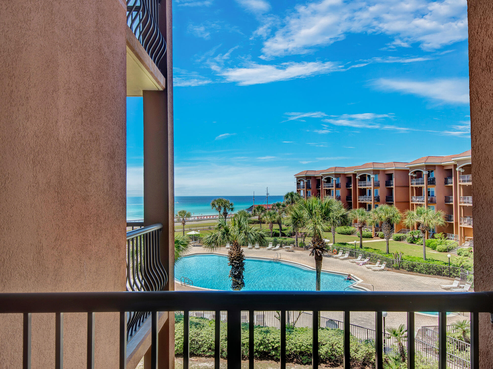 MEDITERRANEA - Residential