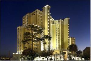 This 3 BD/3B unit and a large storage closet, has spectacular views of the inter coastal waterways as well as the Gulf of Mexico. The OPEN FLOOR plan is the most desirable at Presidio with the most beautiful waterfront views. The owners show great pride in their unit w/ many upgrades such as one level granite countertops and backsplash, California closets in master closet and pantry, screen doors in living room & master bedroom as well as shades. Floors were re-tiled with 20'' ceramic tile with a travertine look throughout unit, guest bathroom also has a custom tile shower . Custom Hunter Douglas Silhouette blinds. Very large storage unit with metal racks and 2 oversized premium parking spots.