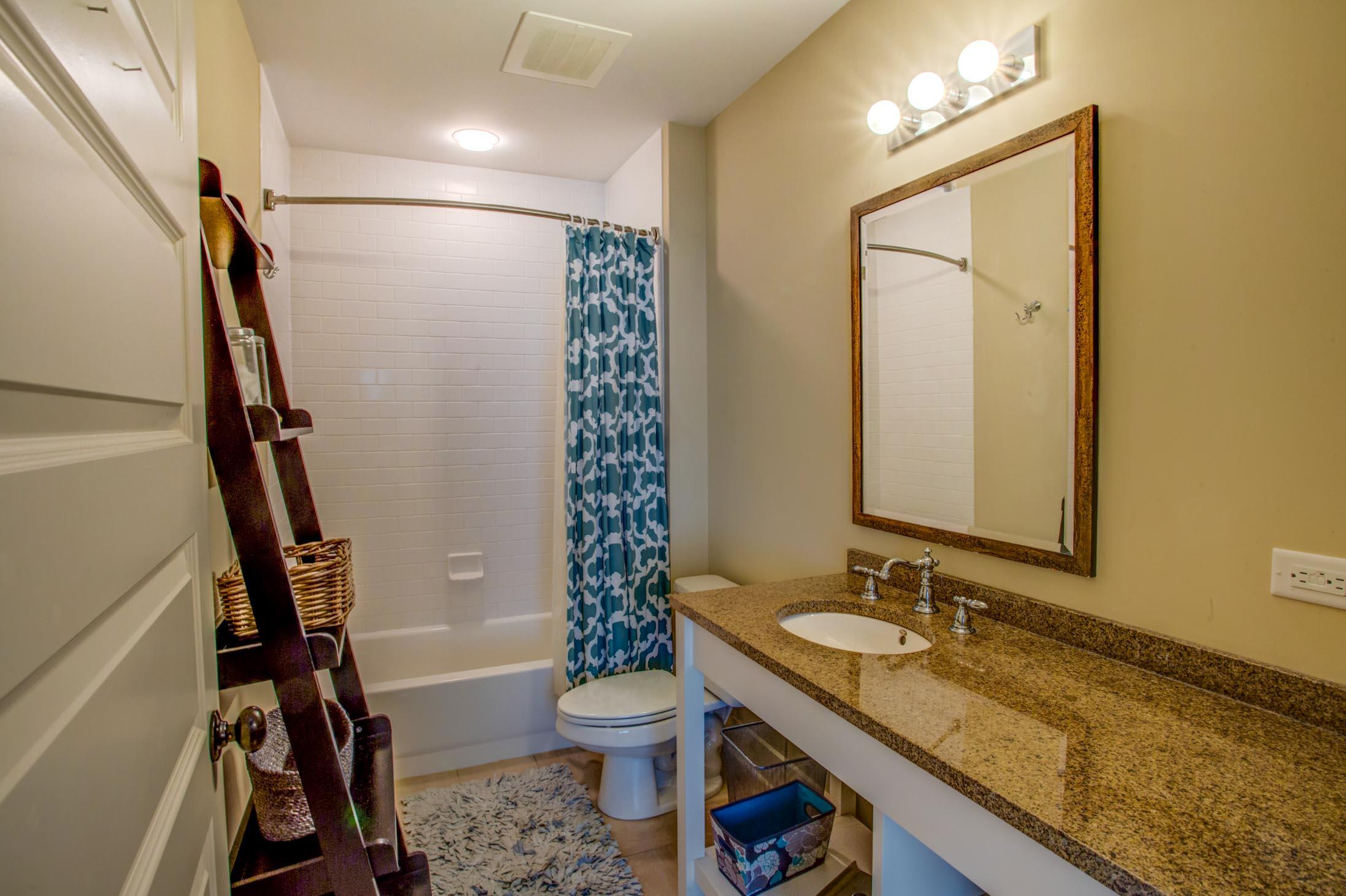 REDFISH VILLAGE - Residential