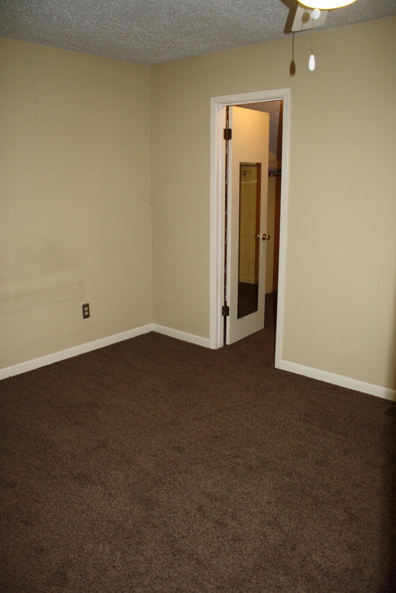 LEESA JENNIFER ACRES - Residential