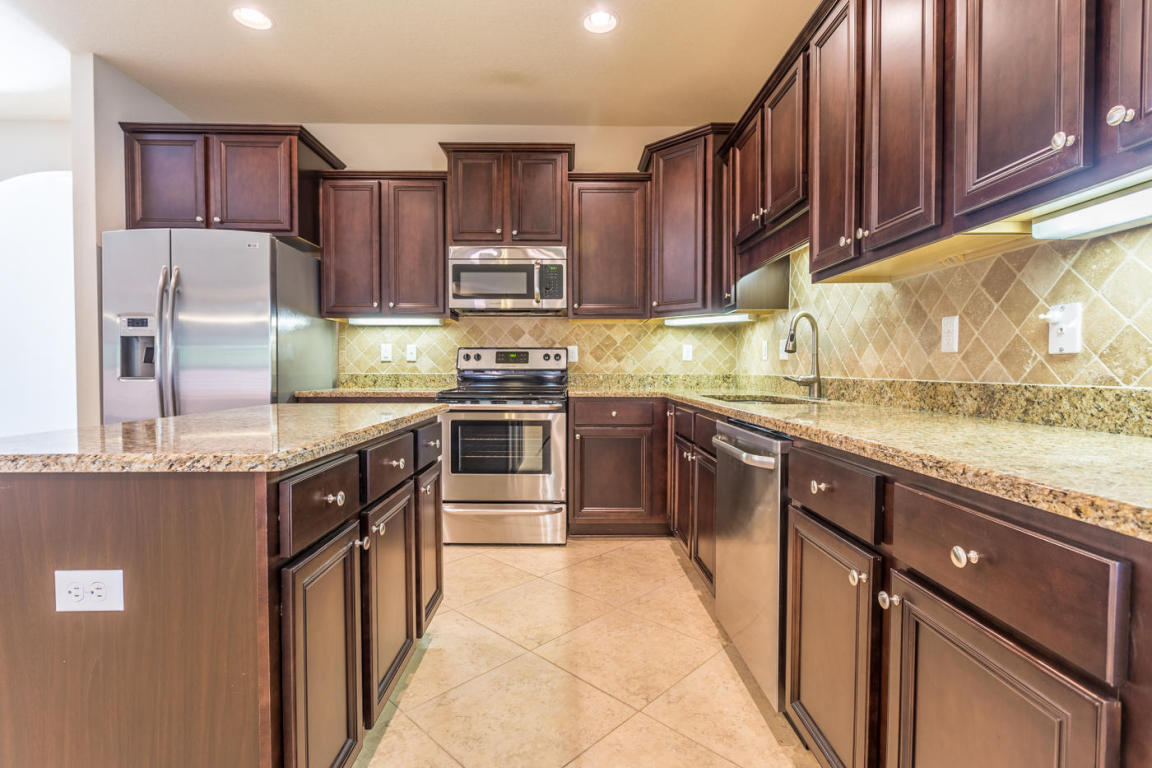 LAGRANGE LANDING - Residential