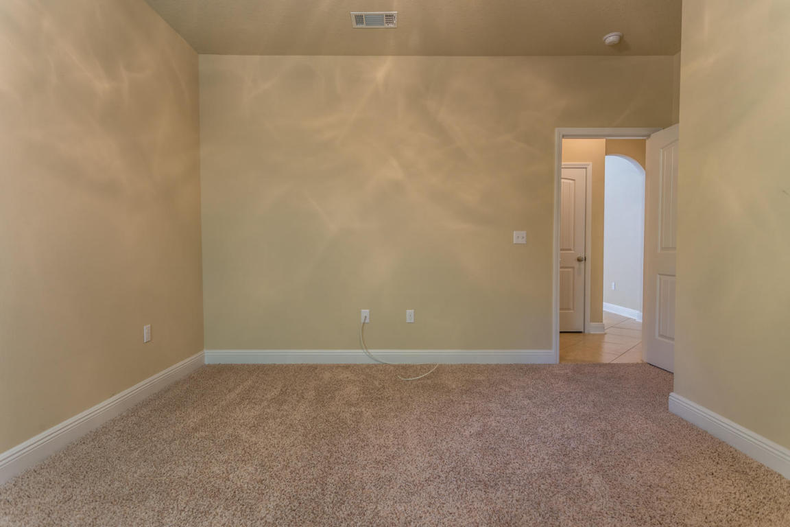 LAGRANGE LANDING - Residential