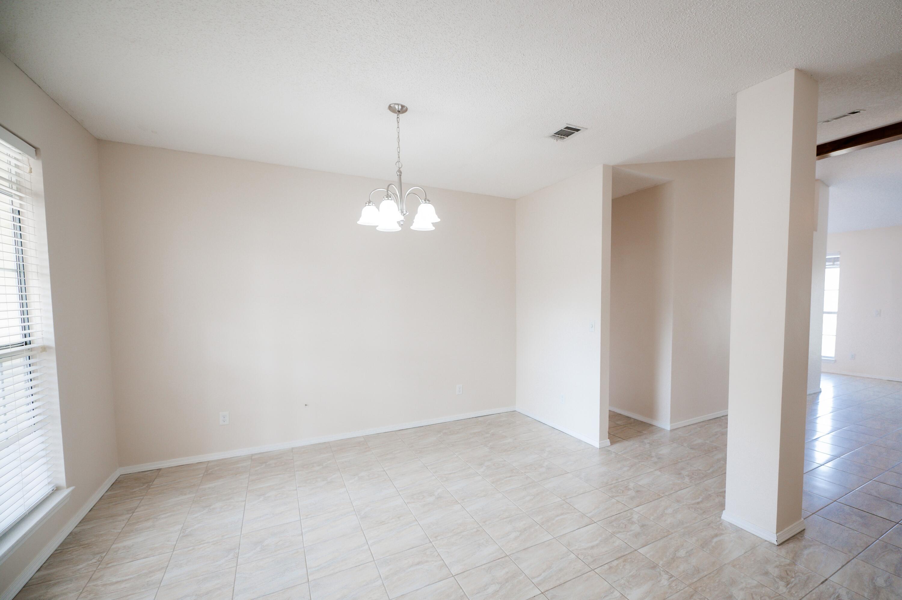 HIDDEN LAKES - Residential