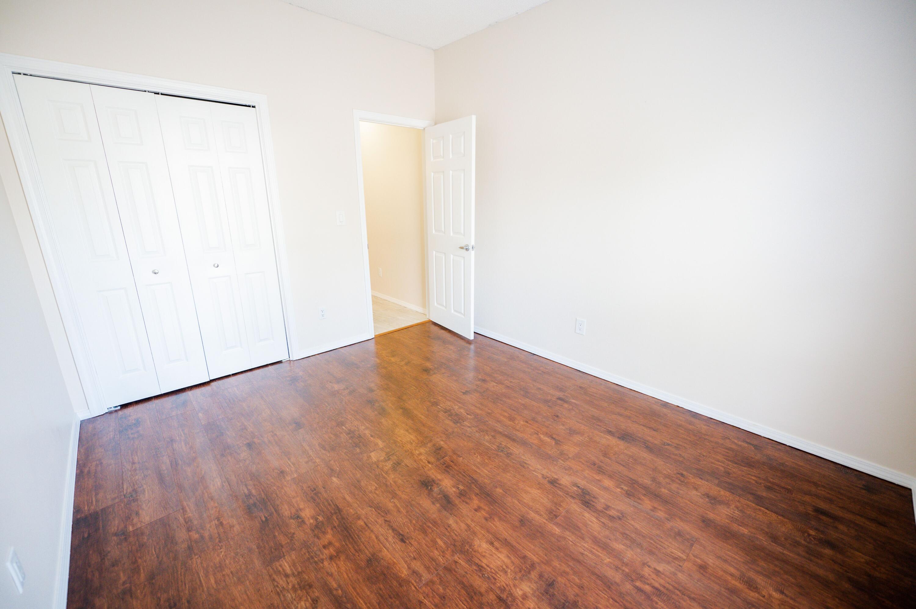 HIDDEN LAKES - Residential