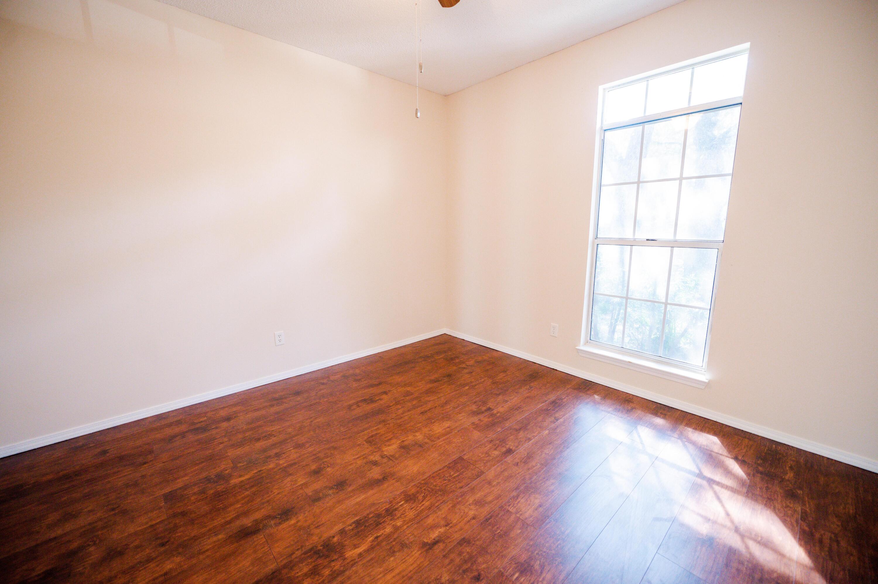 HIDDEN LAKES - Residential