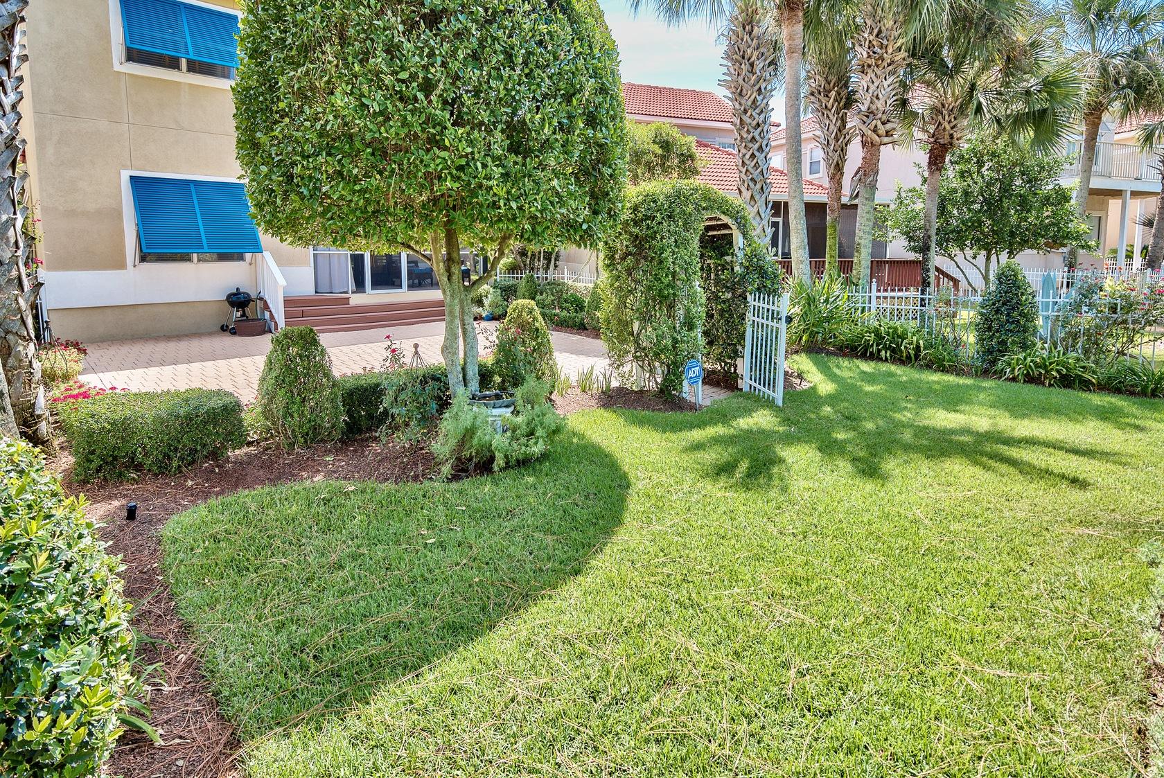 CALUSA BAY S/D - Residential