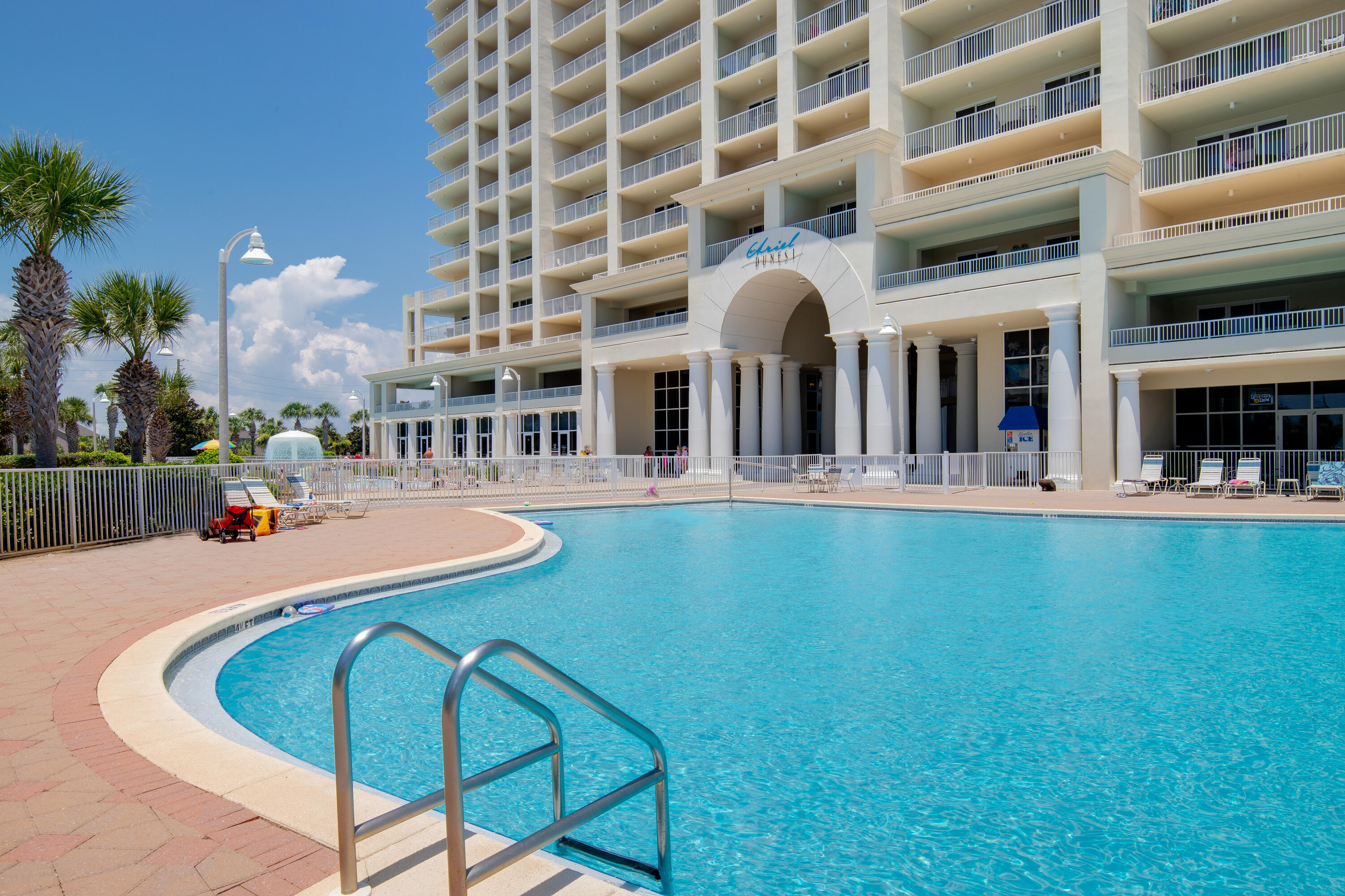 ARIEL DUNES - Residential