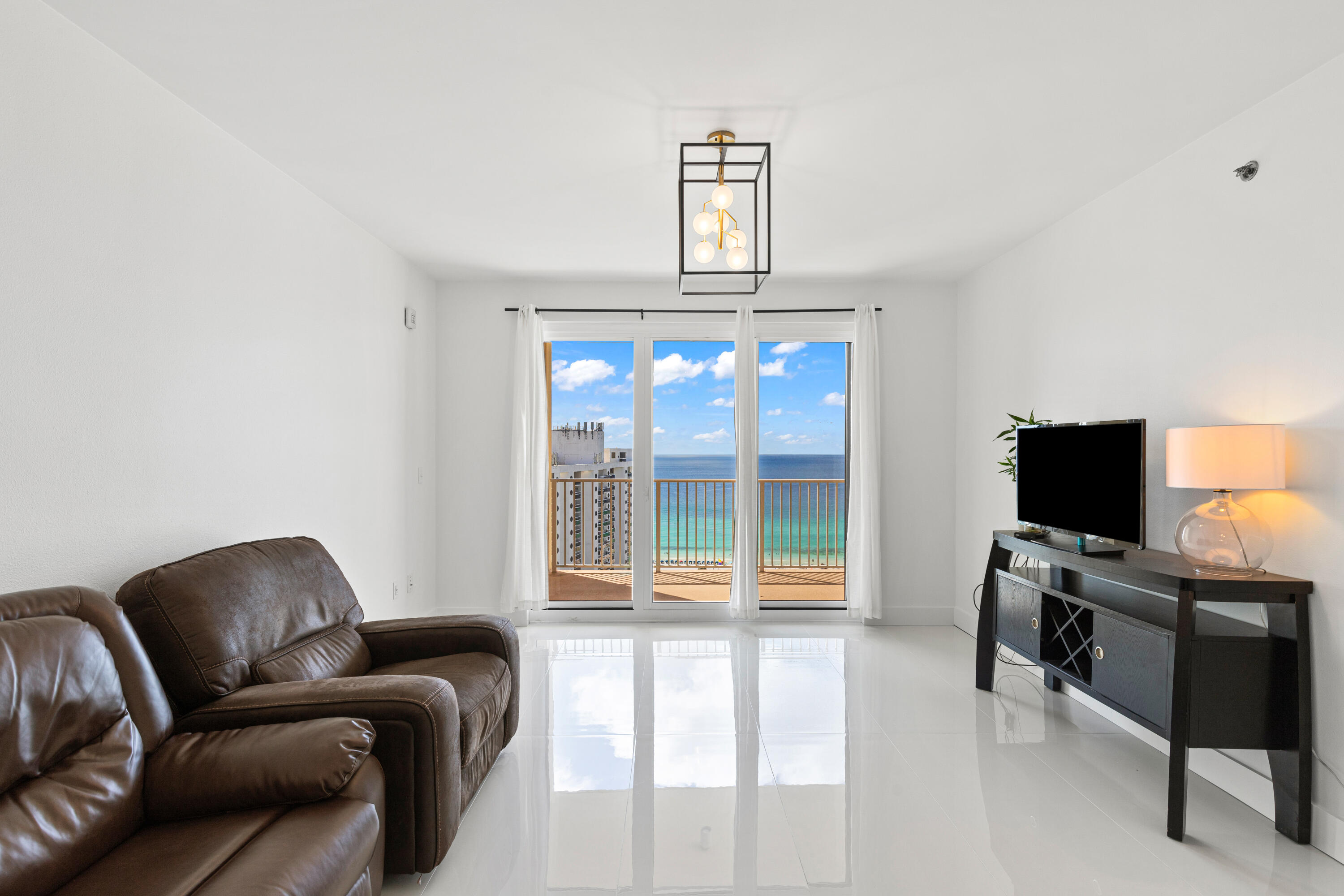 ARIEL DUNES - Residential