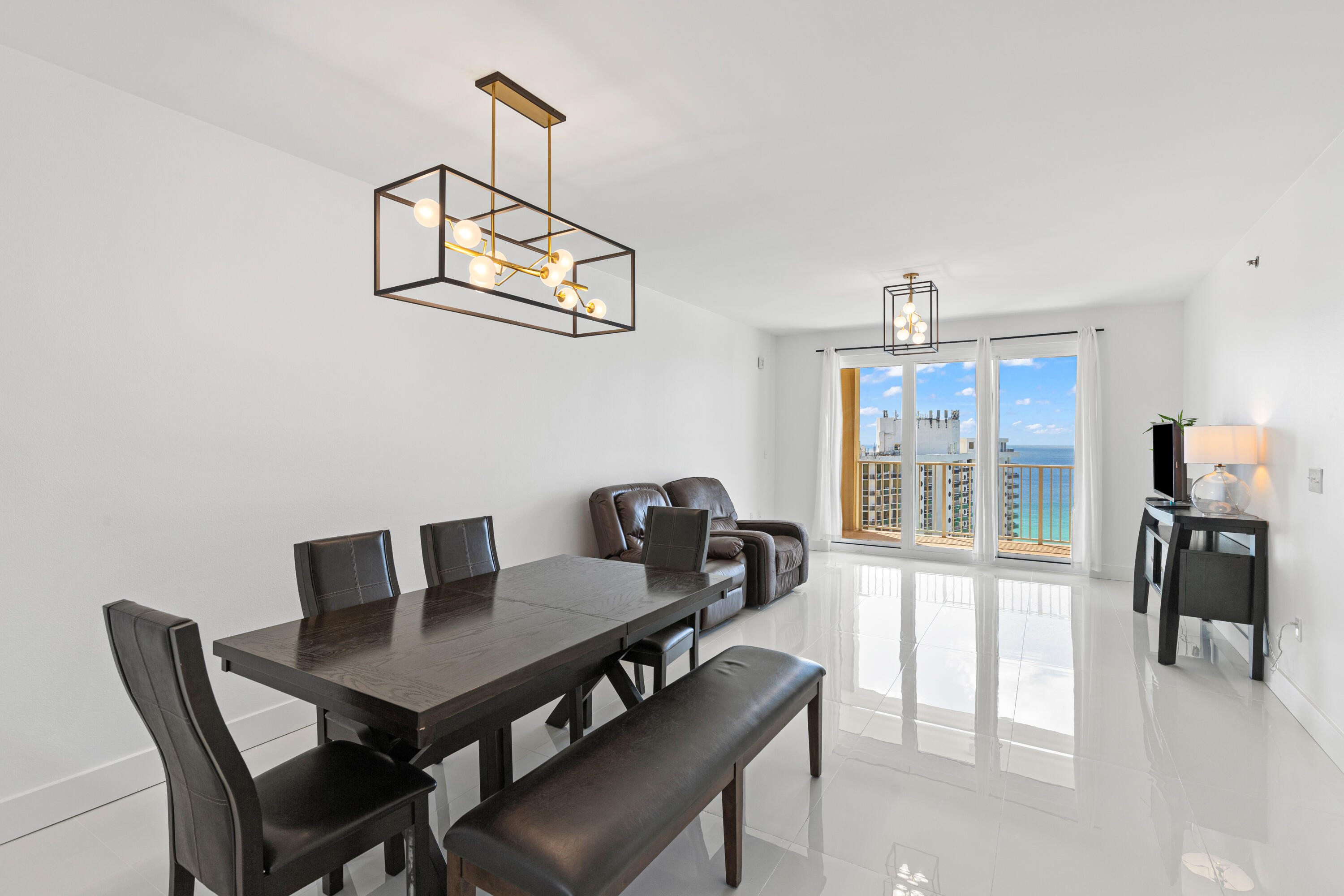 ARIEL DUNES - Residential