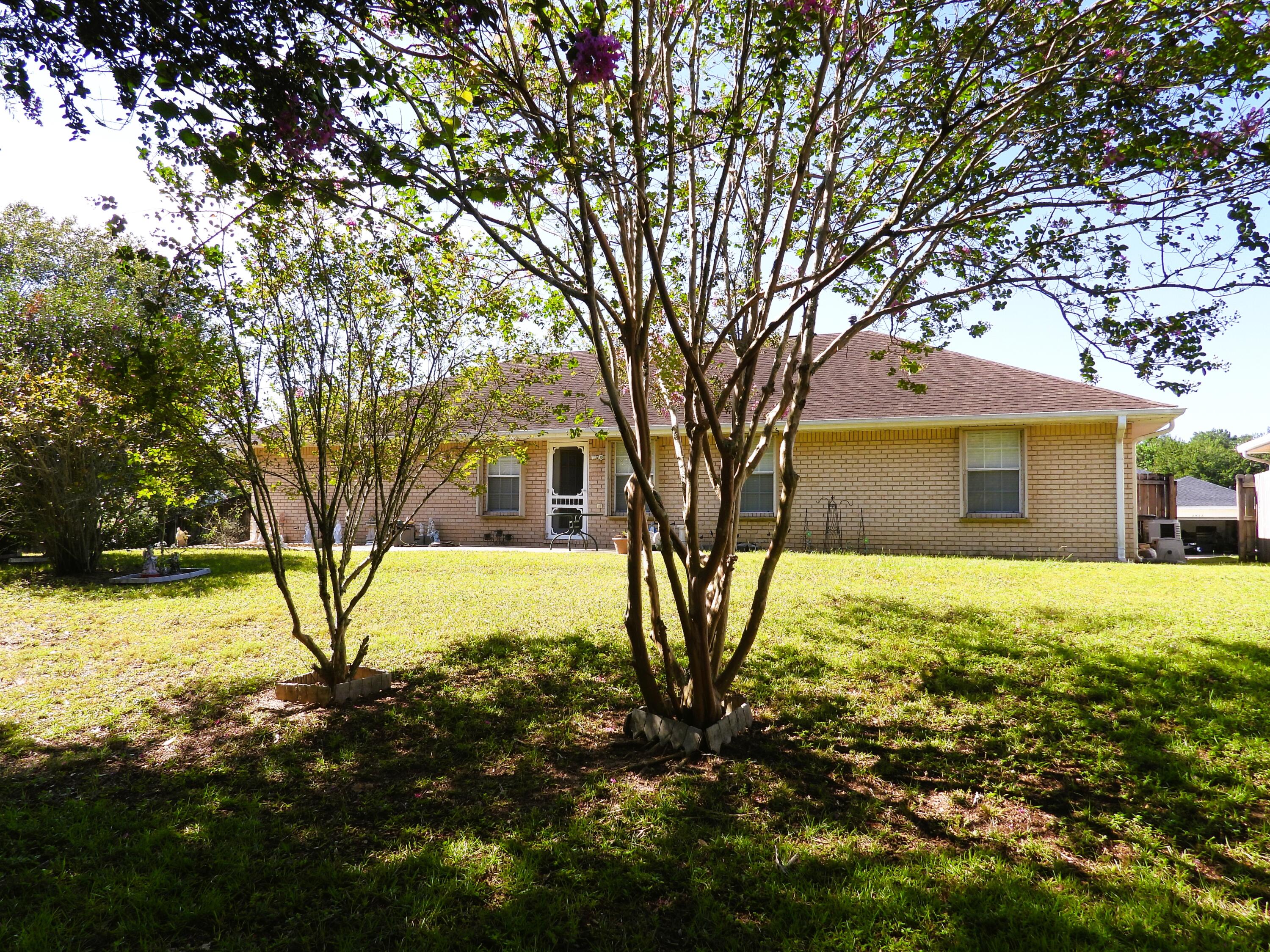 CHEROKEE BEND S/D - Residential