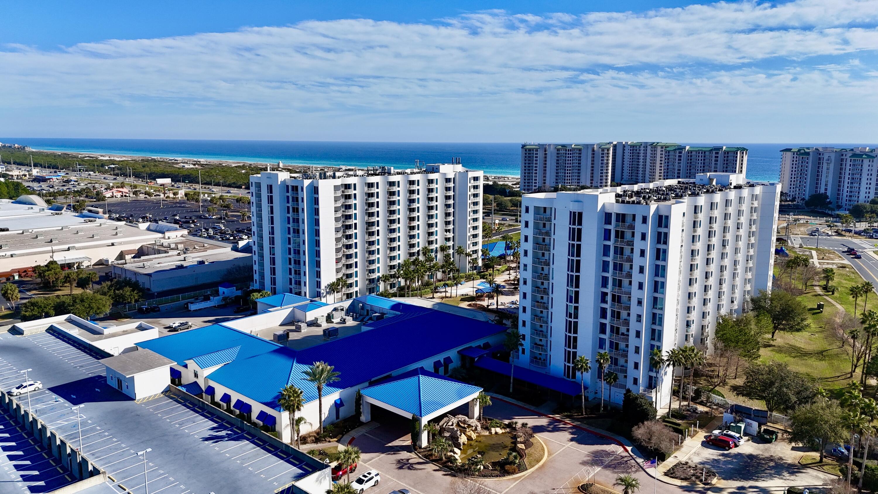 THE PALMS OF DESTIN - Residential