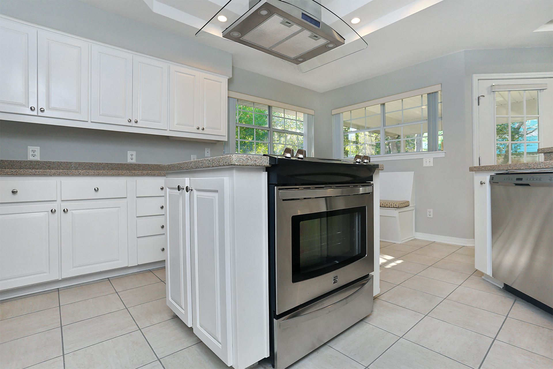 EMERALD BREEZE ESTATES - Residential