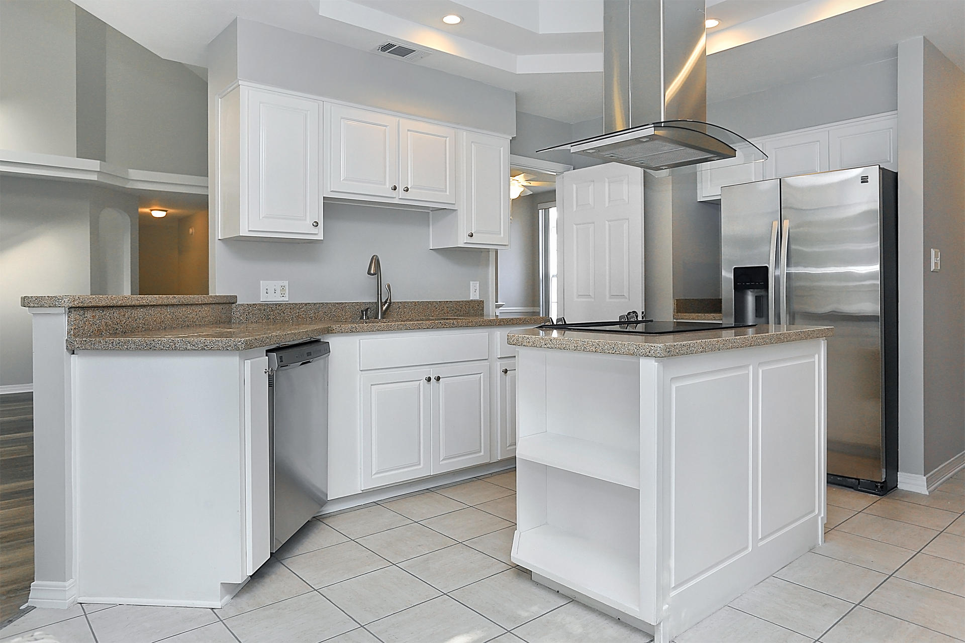 EMERALD BREEZE ESTATES - Residential