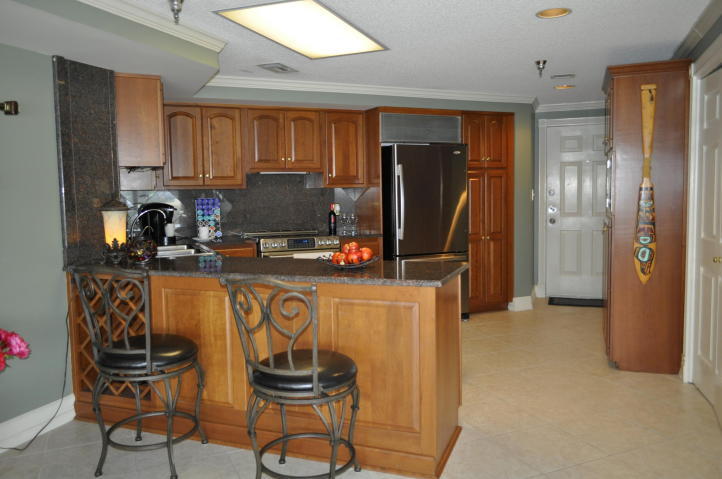 DESTIN YACHT CLUB - Residential