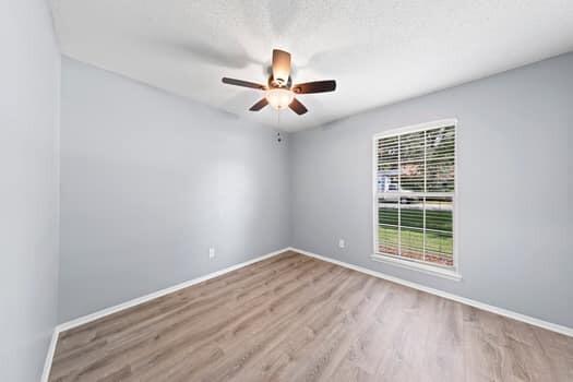 PARKWOOD LANE BLUEWATER BAY - Residential Lease