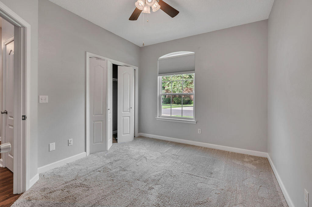 HIDDEN LAKES - Residential