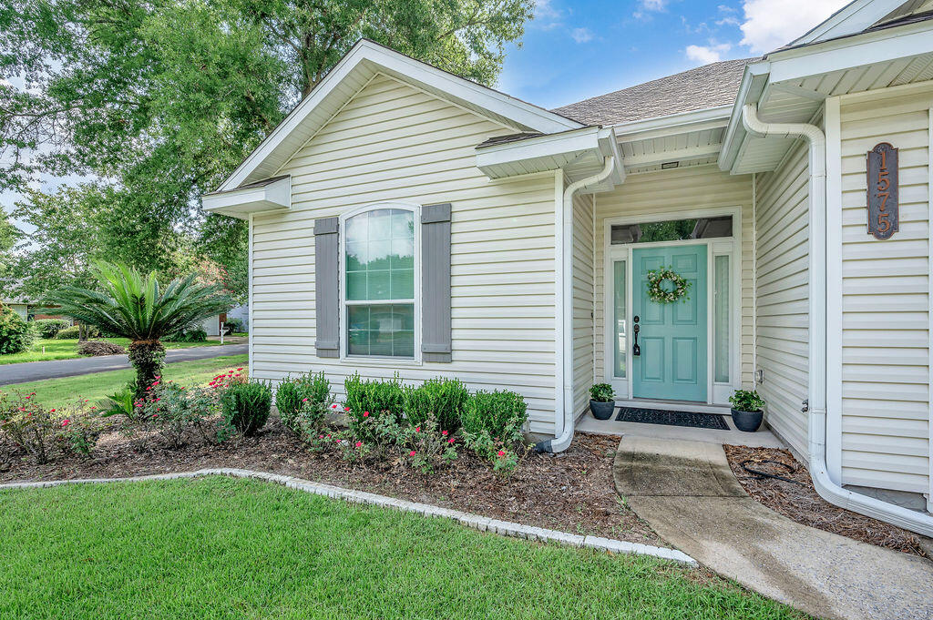 HIDDEN LAKES - Residential