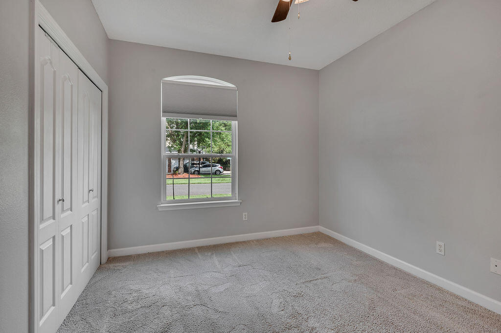 HIDDEN LAKES - Residential