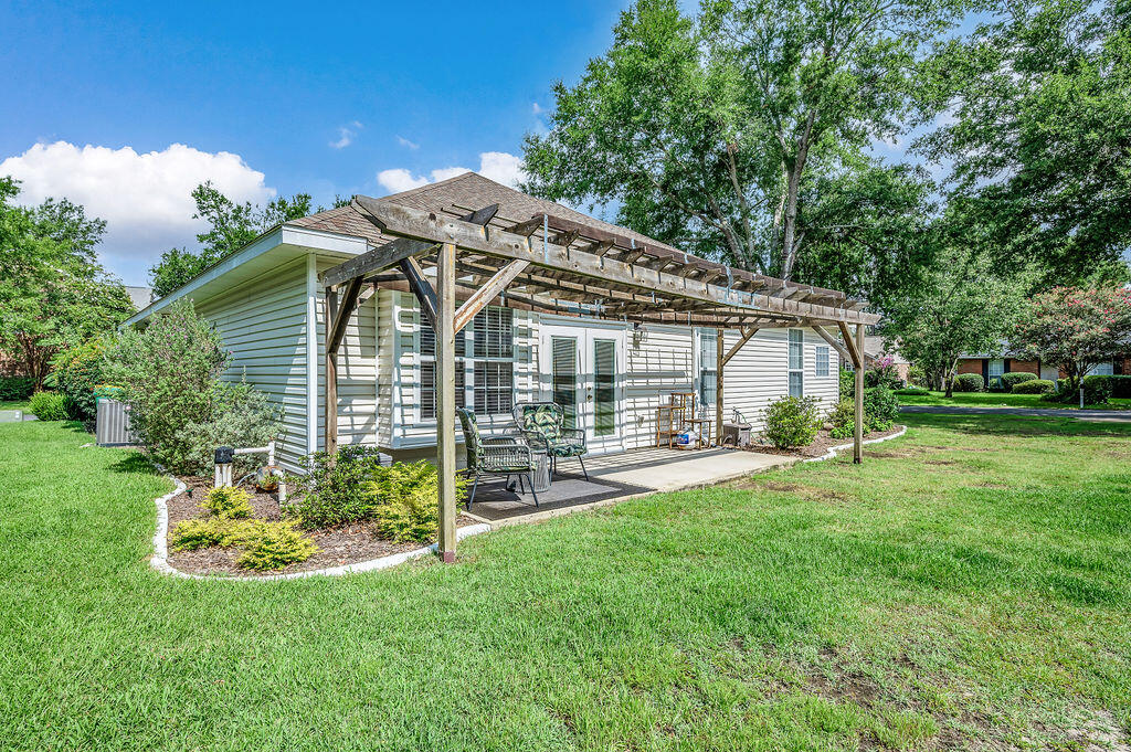 HIDDEN LAKES - Residential