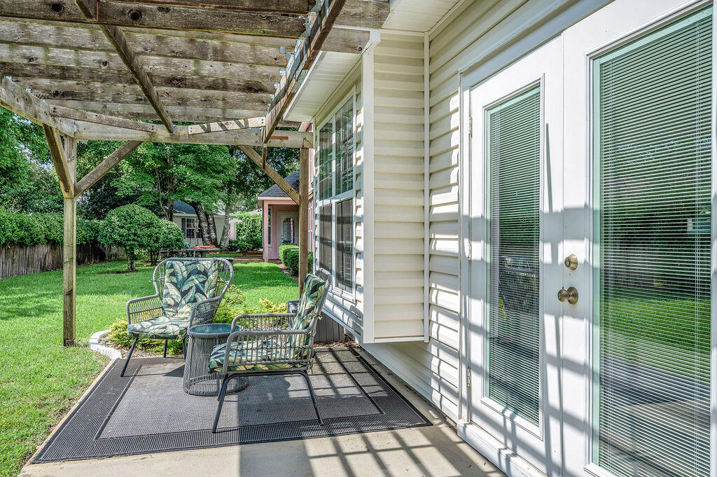 HIDDEN LAKES - Residential