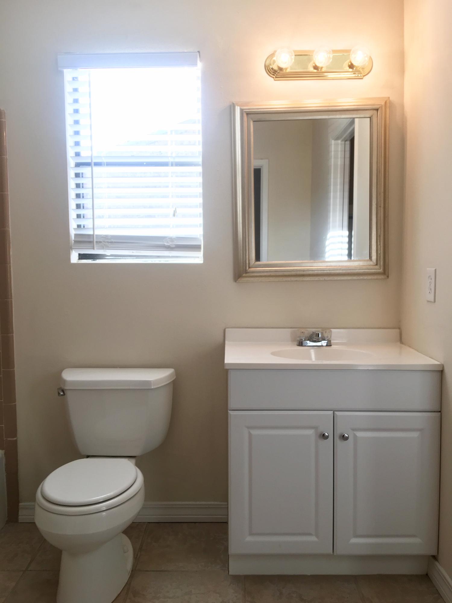 MONTAGE MANOR RE/PLAT LOT 6 - Residential