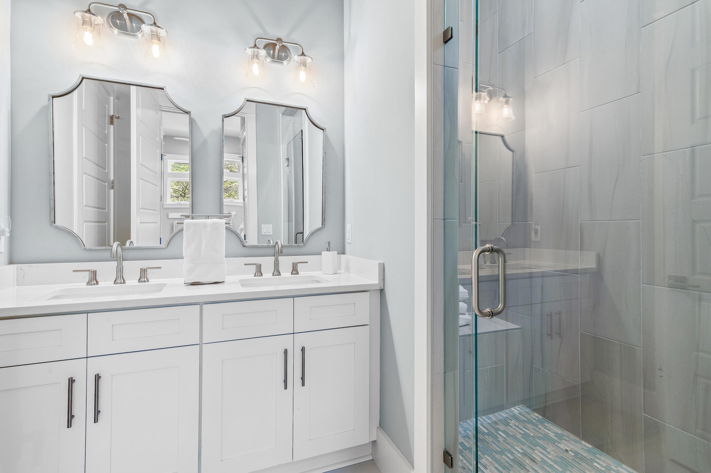SANTA ROSA RIDGE UNIT 1 - Residential
