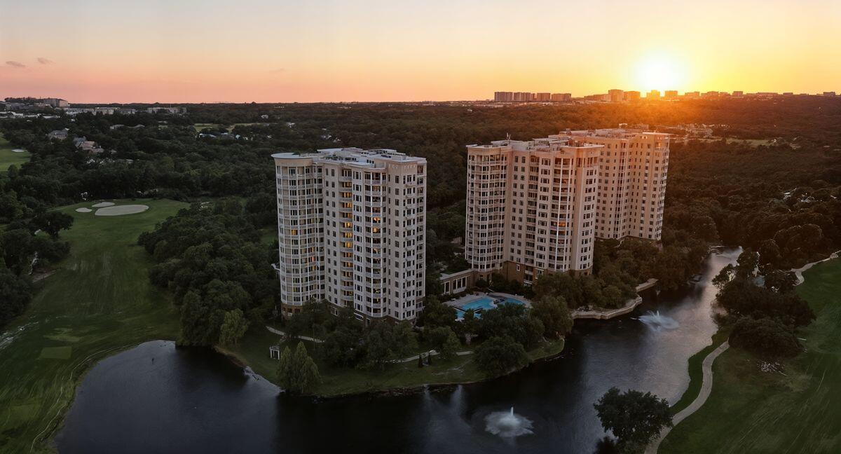 ONE WATER PLACE - Residential
