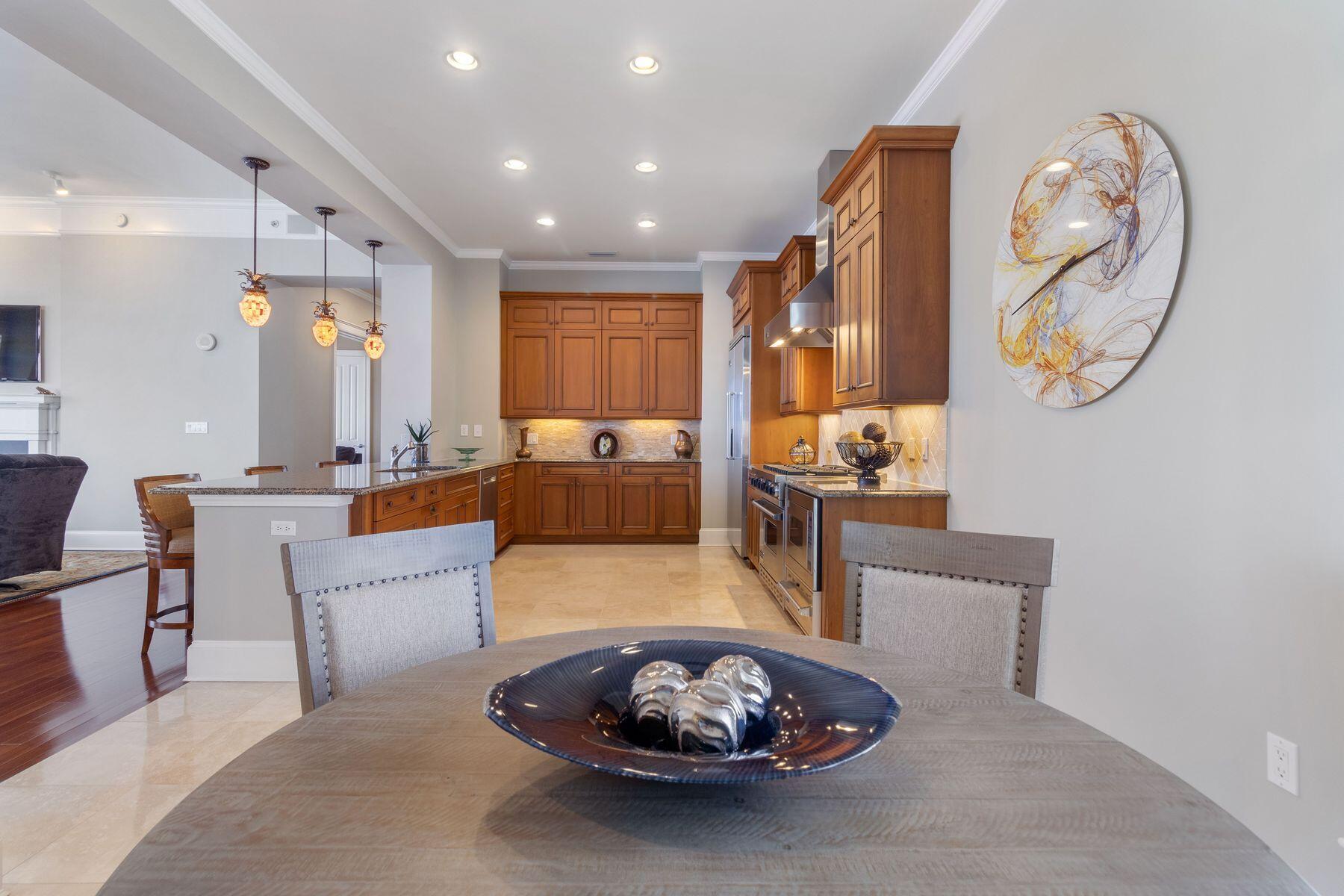 ONE WATER PLACE - Residential