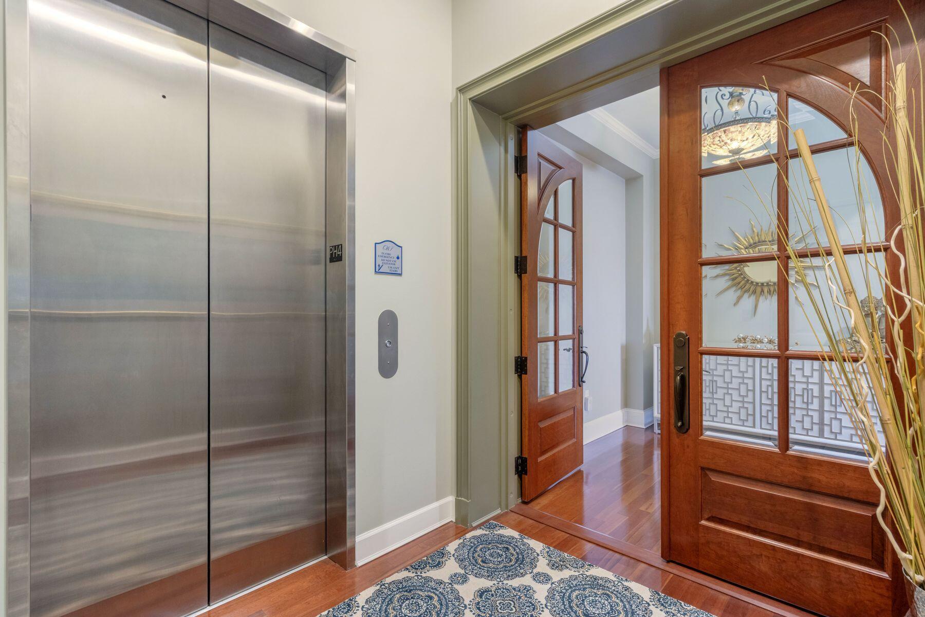 400 Kelly Plantation Drive PH4