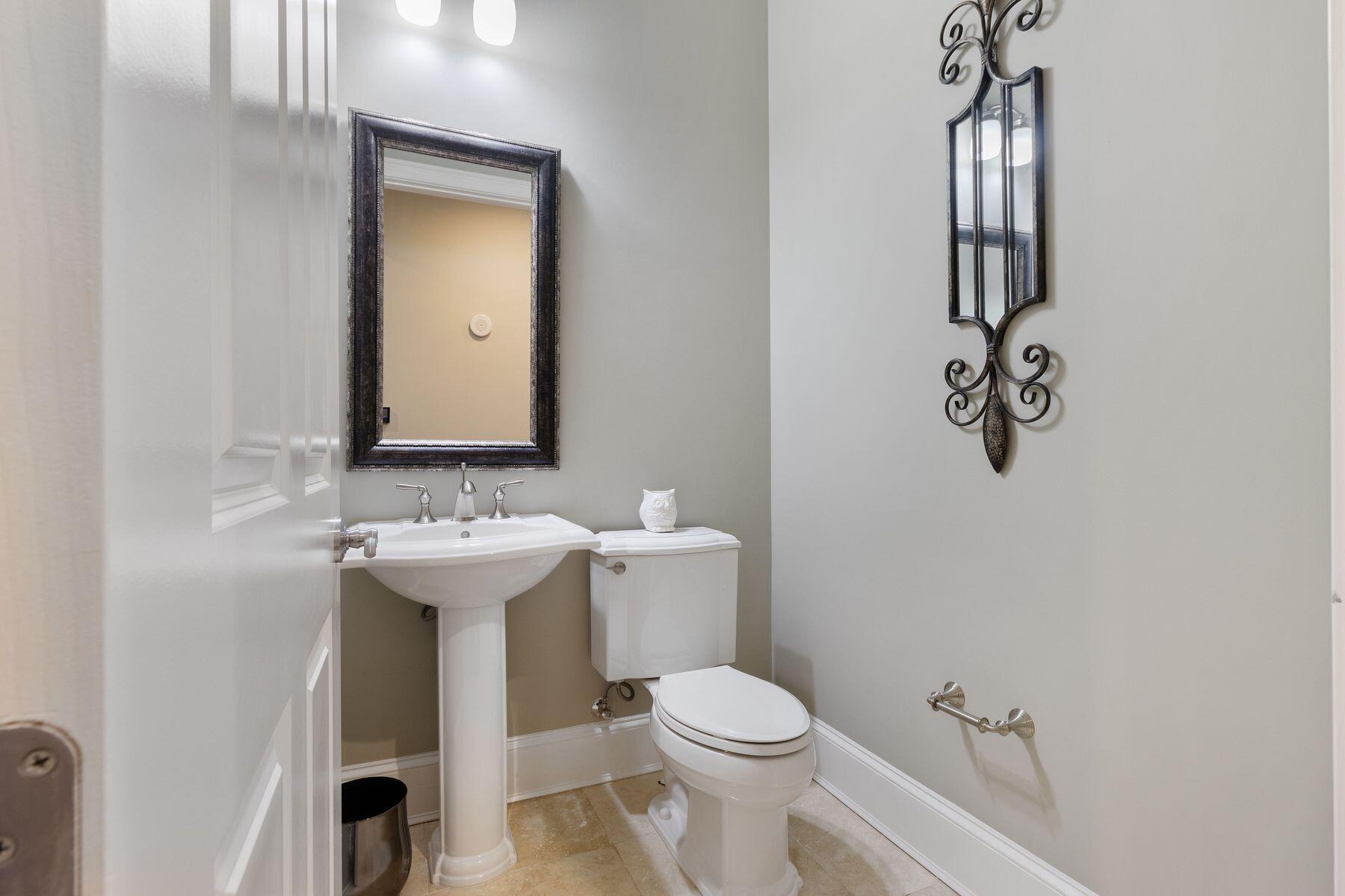 ONE WATER PLACE - Residential