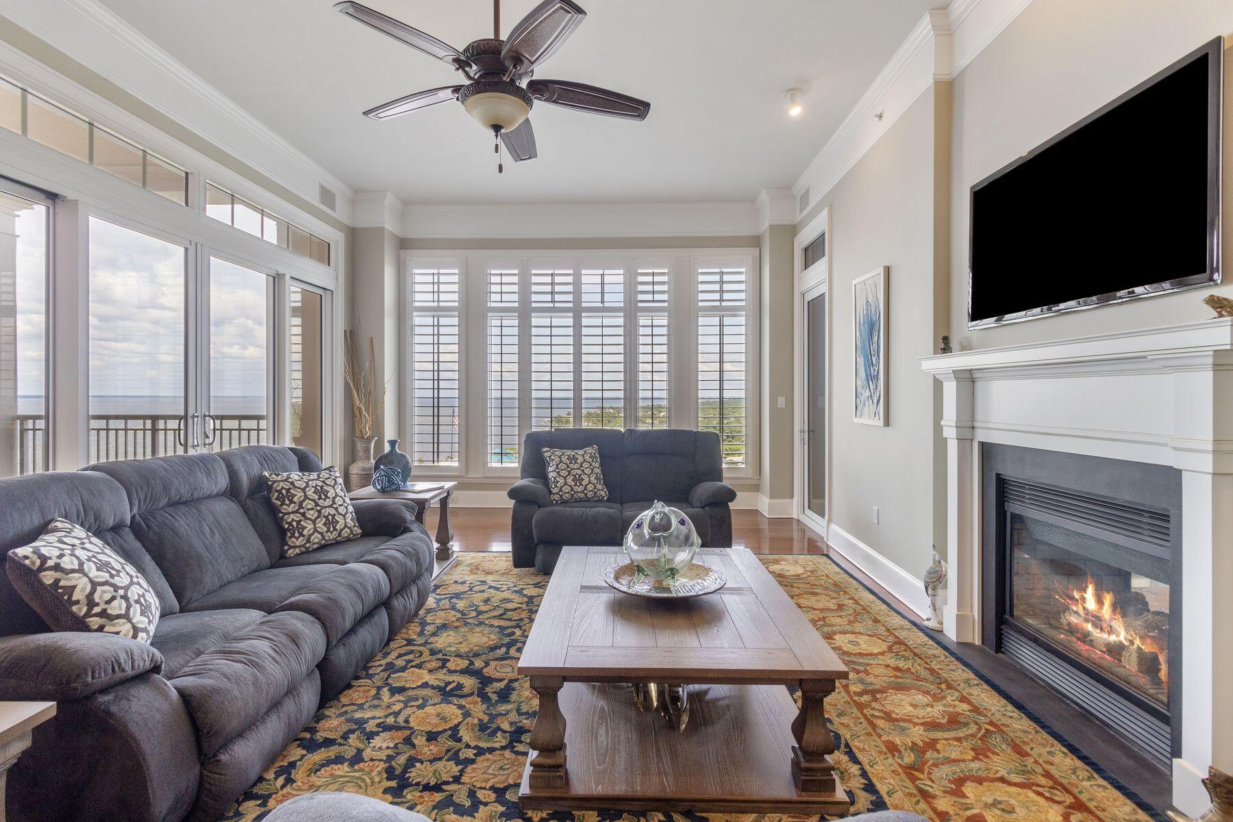 400 Kelly Plantation Drive PH4