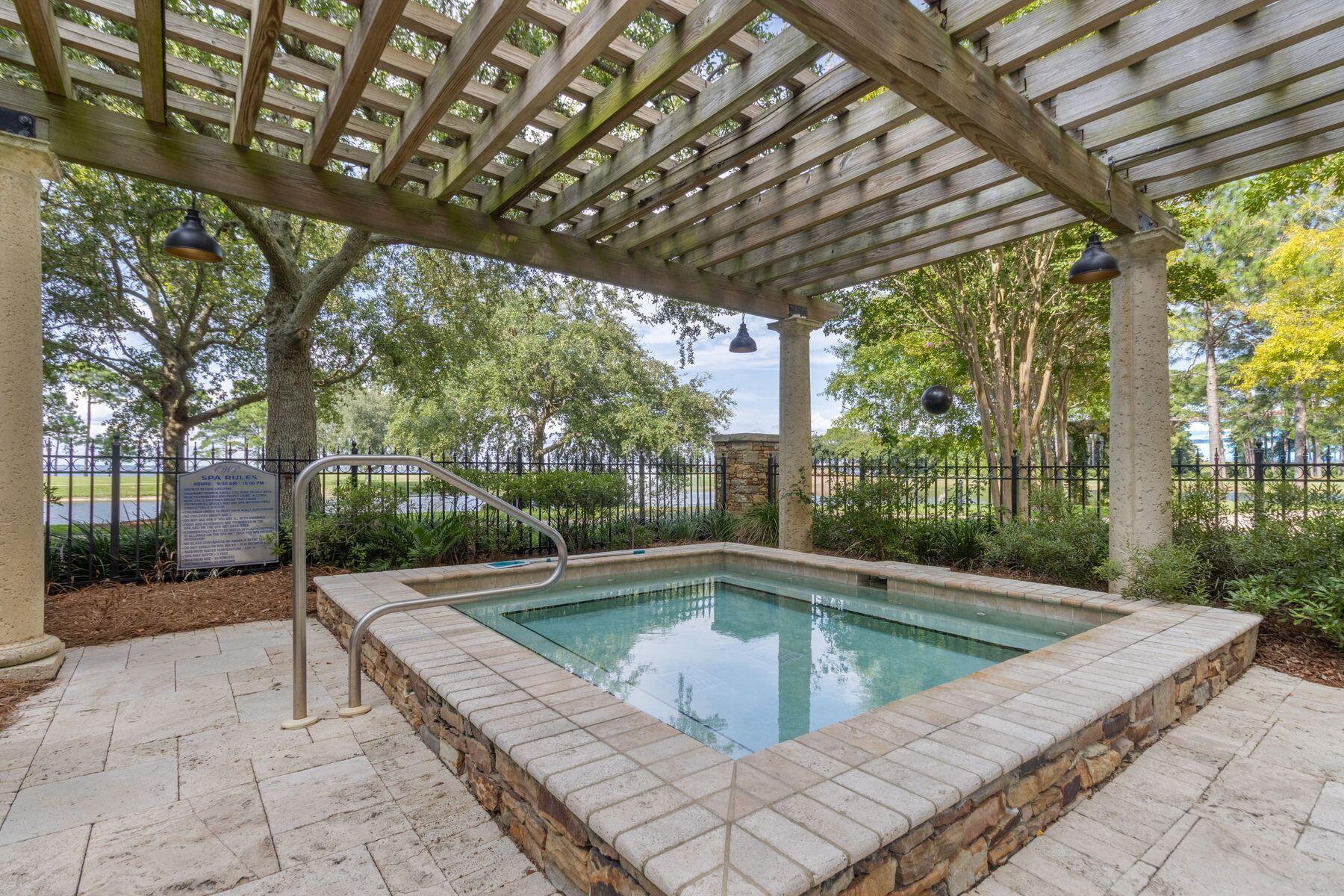 ONE WATER PLACE - Residential