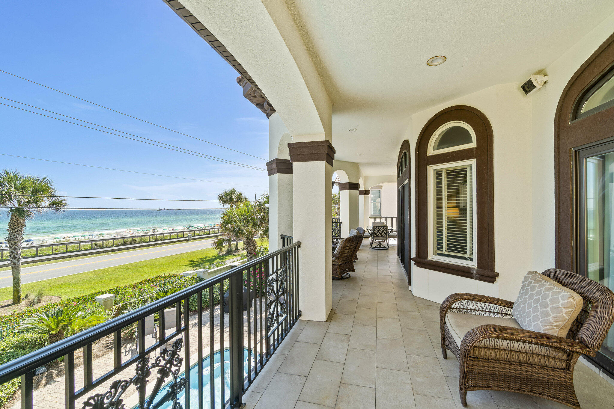 AVALON BEACH ESTATES - Residential