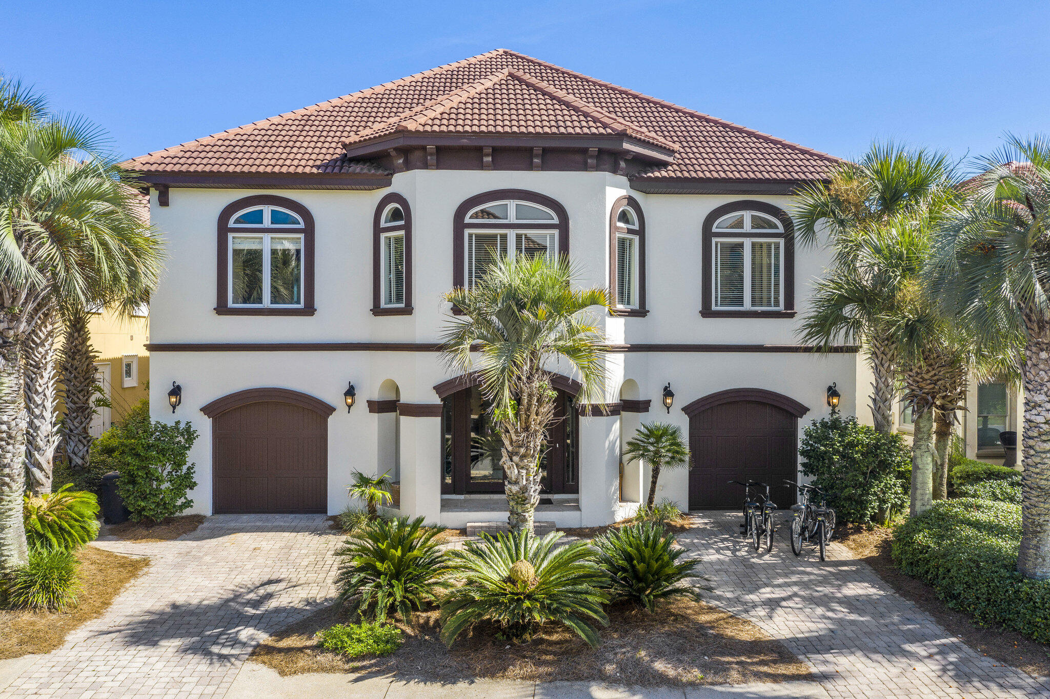 AVALON BEACH ESTATES - Residential
