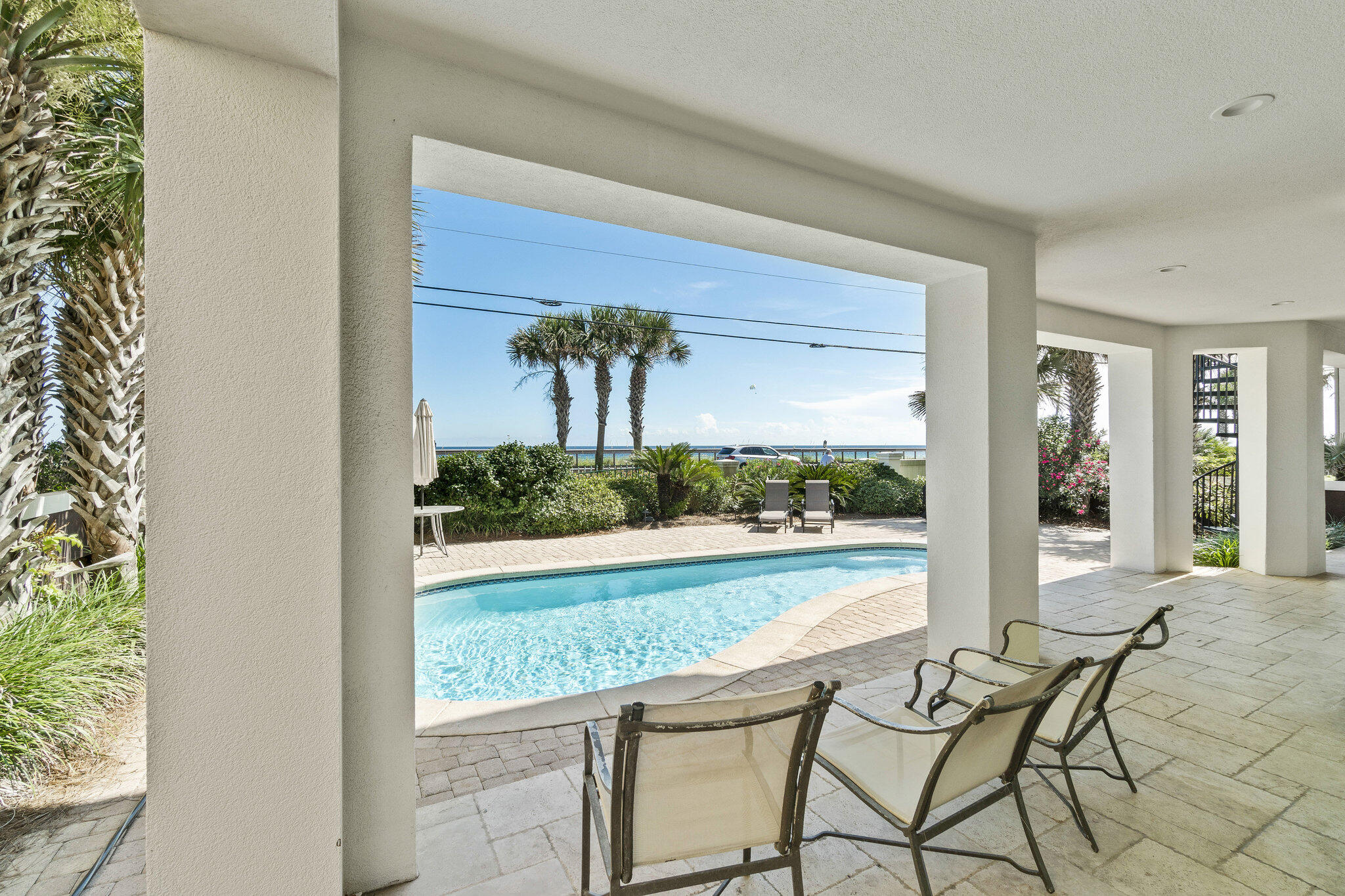 AVALON BEACH ESTATES - Residential