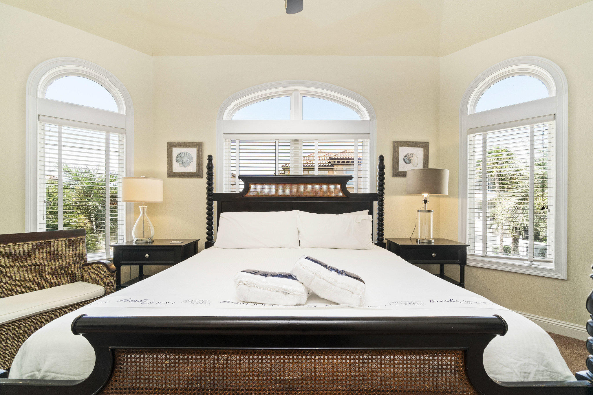 AVALON BEACH ESTATES - Residential
