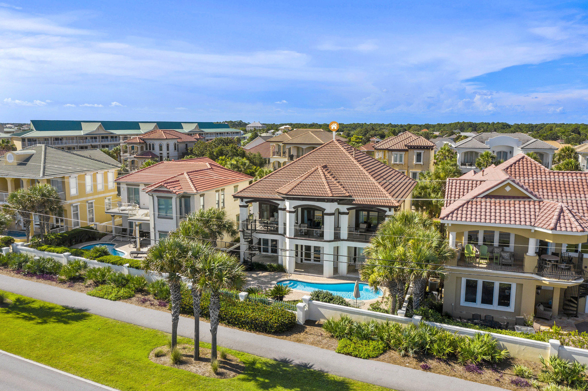AVALON BEACH ESTATES - Residential