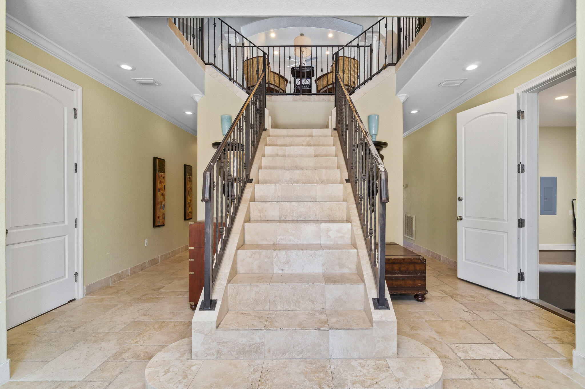 AVALON BEACH ESTATES - Residential