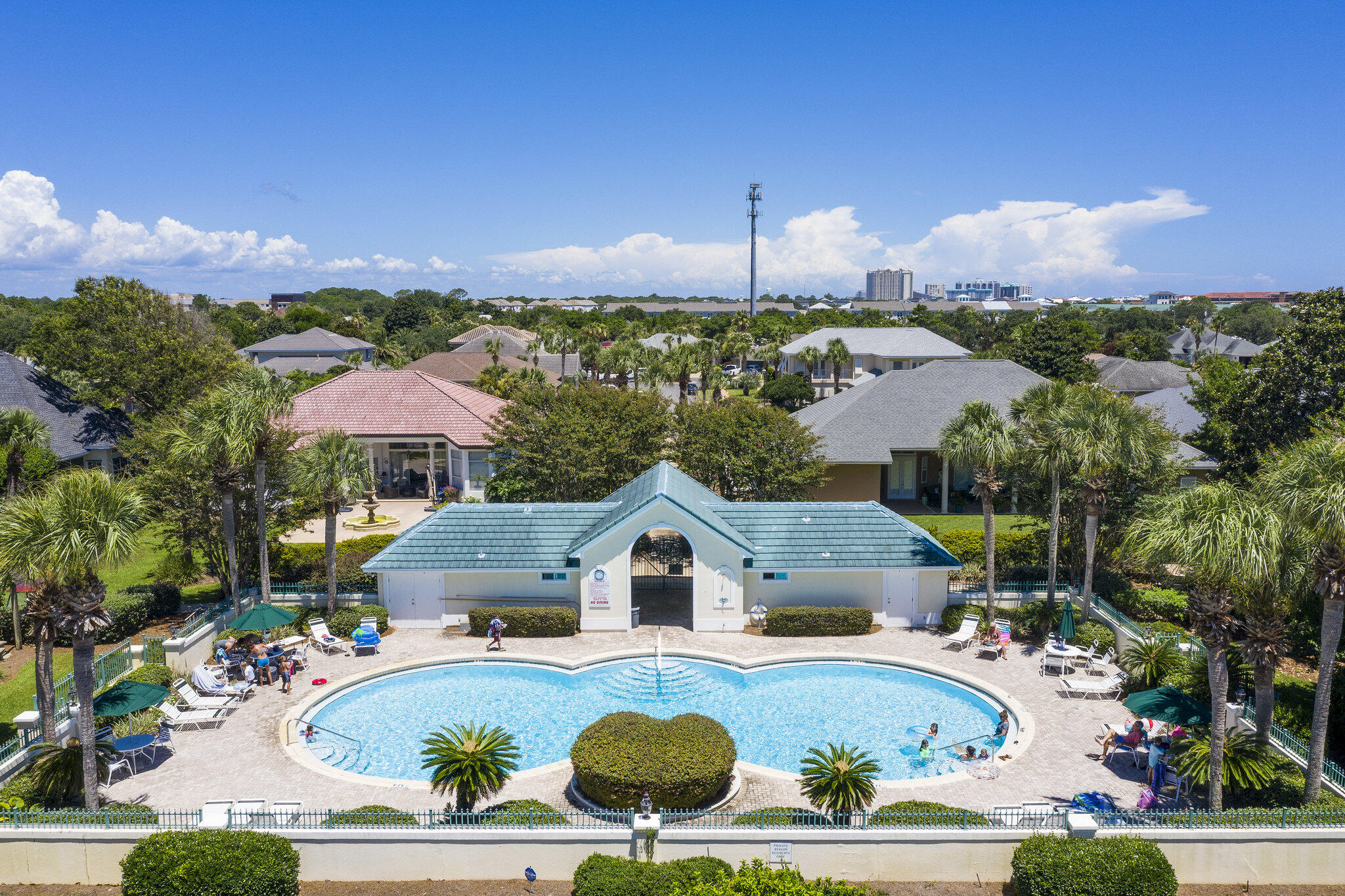 AVALON BEACH ESTATES - Residential