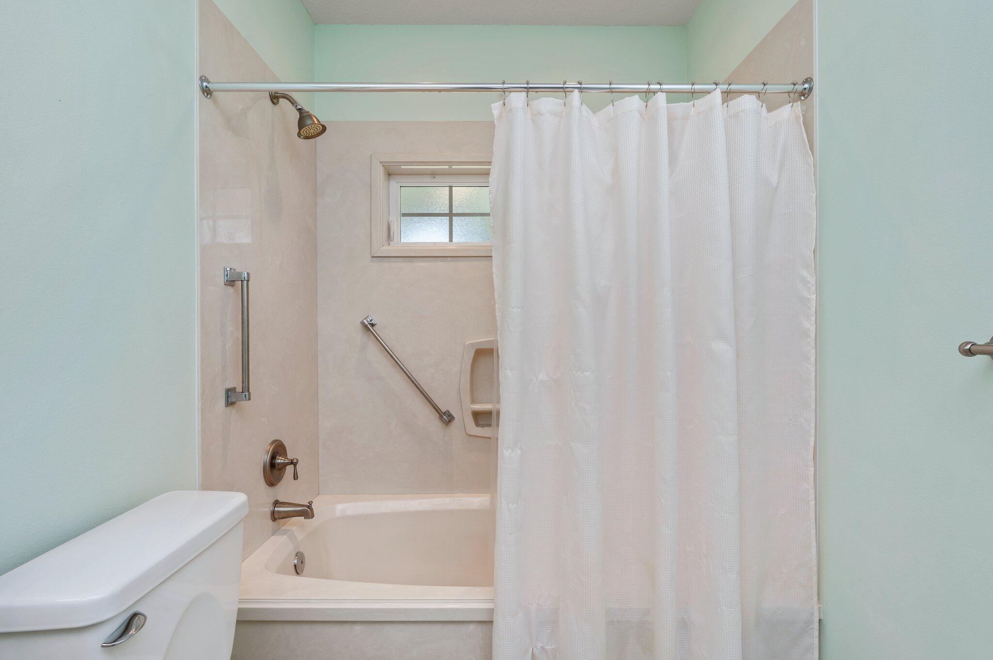 TOWN OF DEFUNIAK SPRINGS - Residential Lease