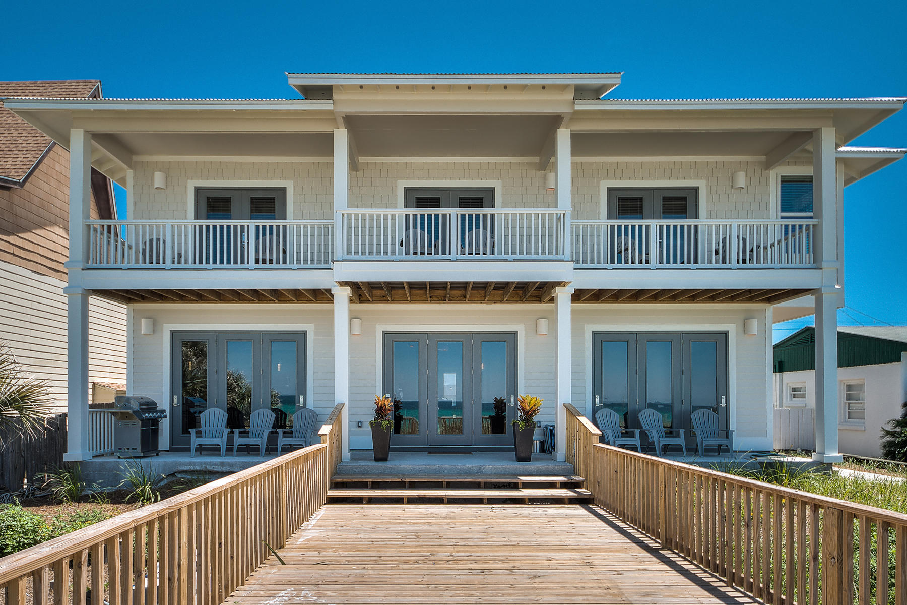 LULLWATER BEACH - Residential