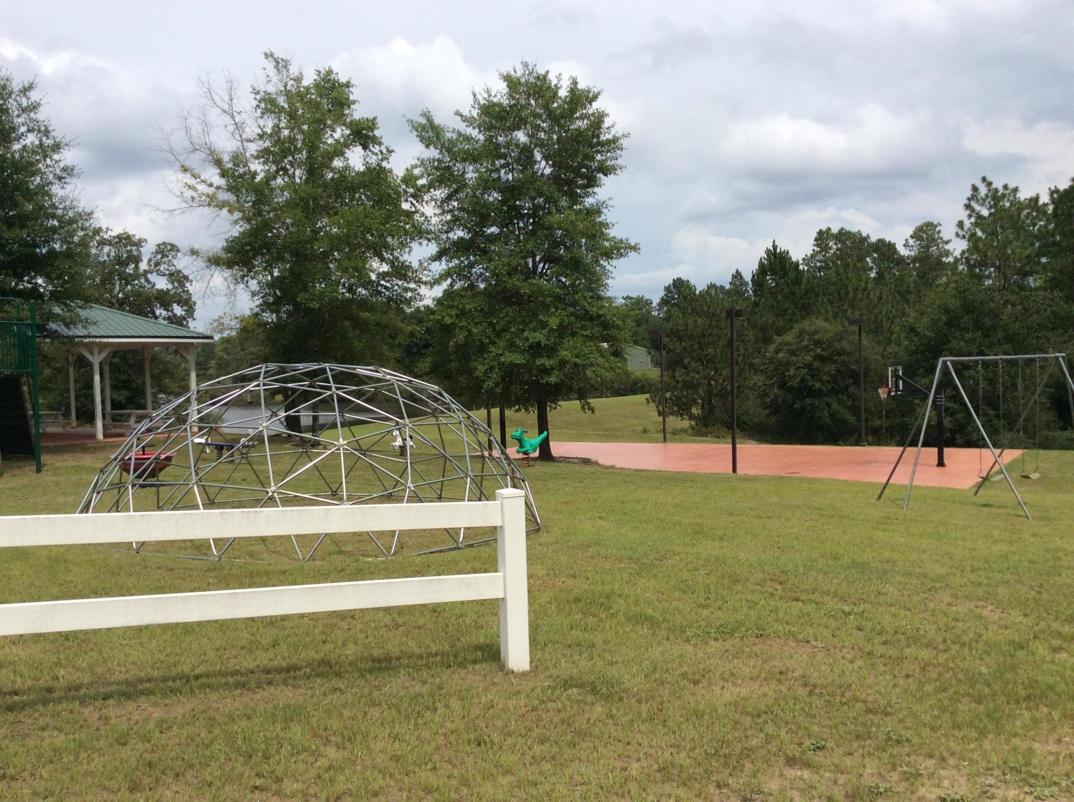 LAKE ARTHUR EST PH II - Land